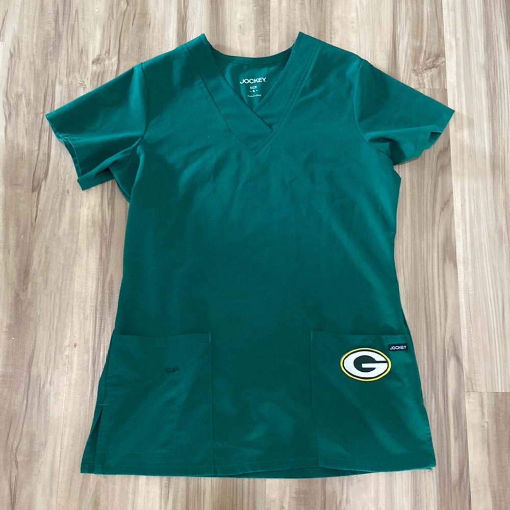 🏈 Jockey Forest Green Scrub Top w/ Green Bay Packer Patch, Excellent Condition
